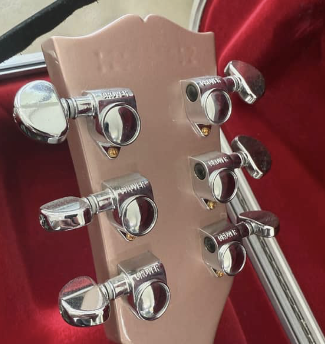 Gibson SG photo example 1